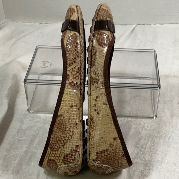 Sperry Snake Skin Leather Flat, Size 8 - Picture 9 of 16